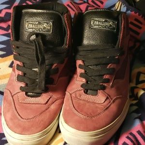 Vans vault full Cabb maroon Mens size 9.5